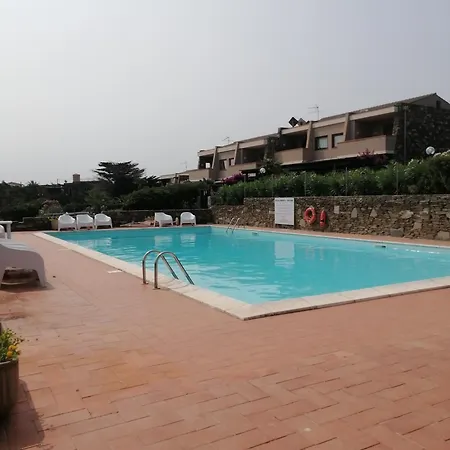 La Finestra Su 5 Con Veranda Vista Mare E Piscina Apartment *