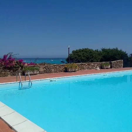 La Finestra Su 5 Con Veranda Vista Mare E Piscina